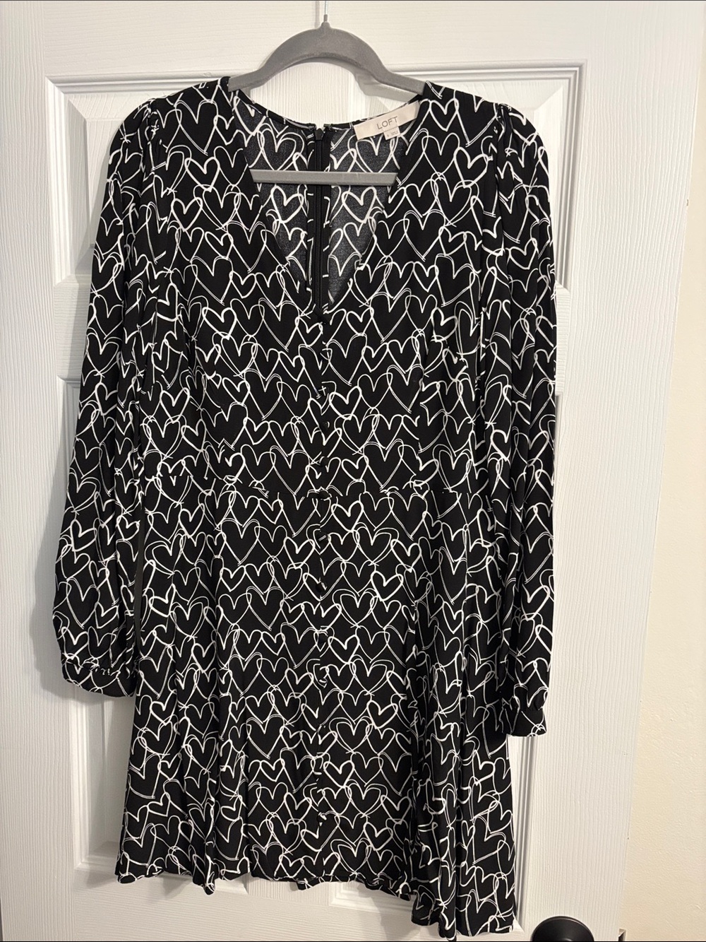 LOFT Black & White Heart-Print Long Sleeve Mini Dress